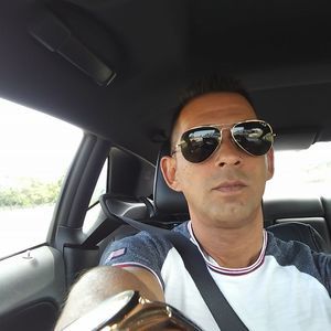 Meet your Posher, Yoel